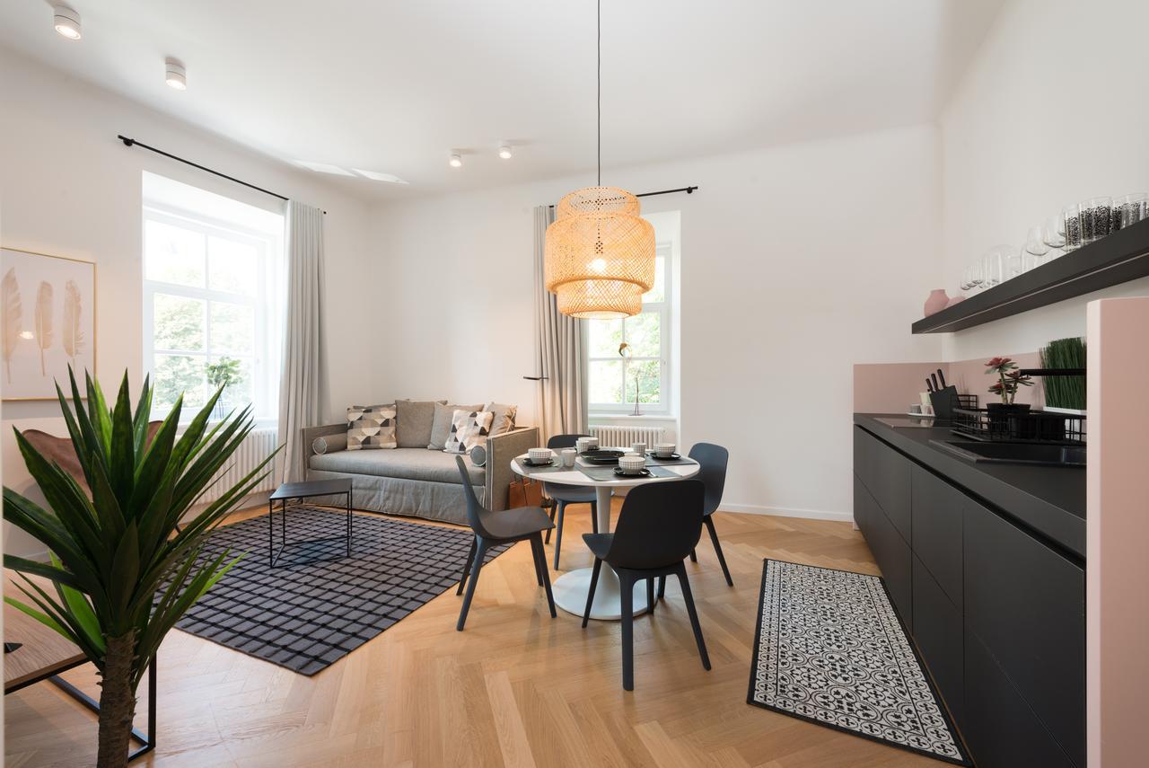Apartments Rog Ljubljana Extérieur photo