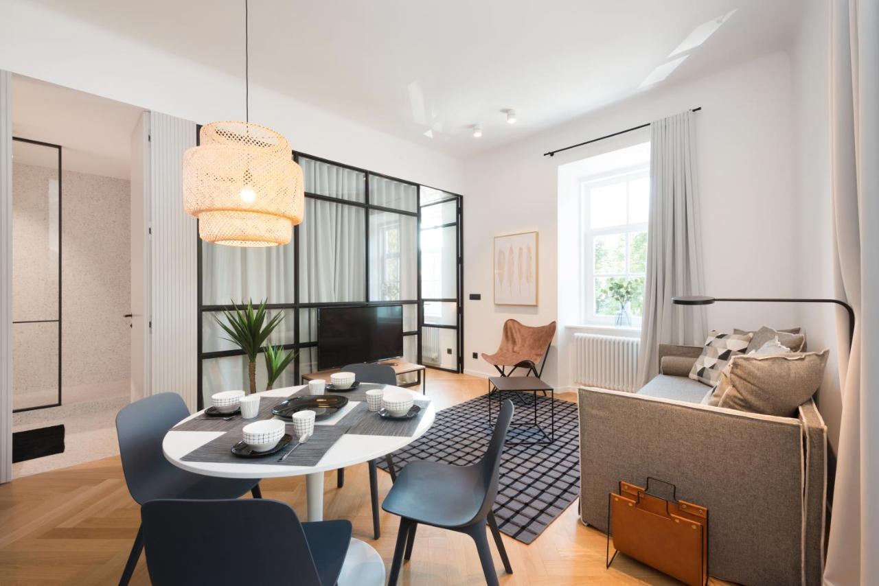 Apartments Rog Ljubljana Extérieur photo
